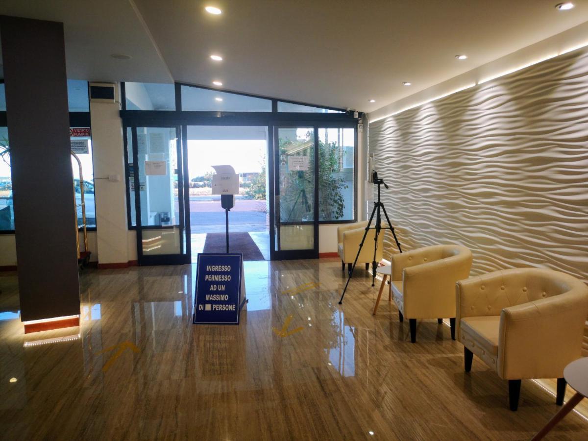 Hotel Bellavista ليدو دي أوستيا المظهر الخارجي الصورة
