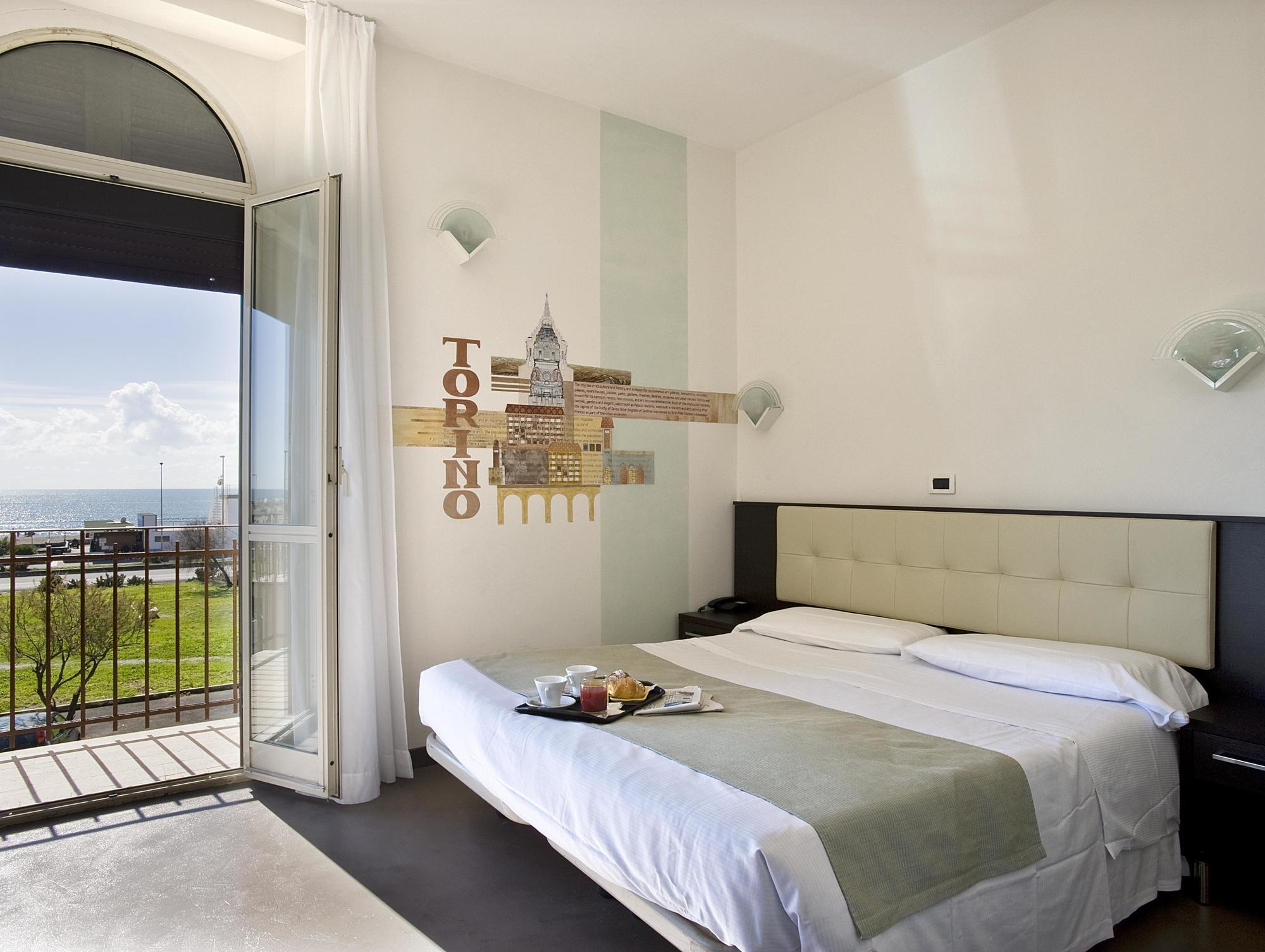 Hotel Bellavista ليدو دي أوستيا المظهر الخارجي الصورة