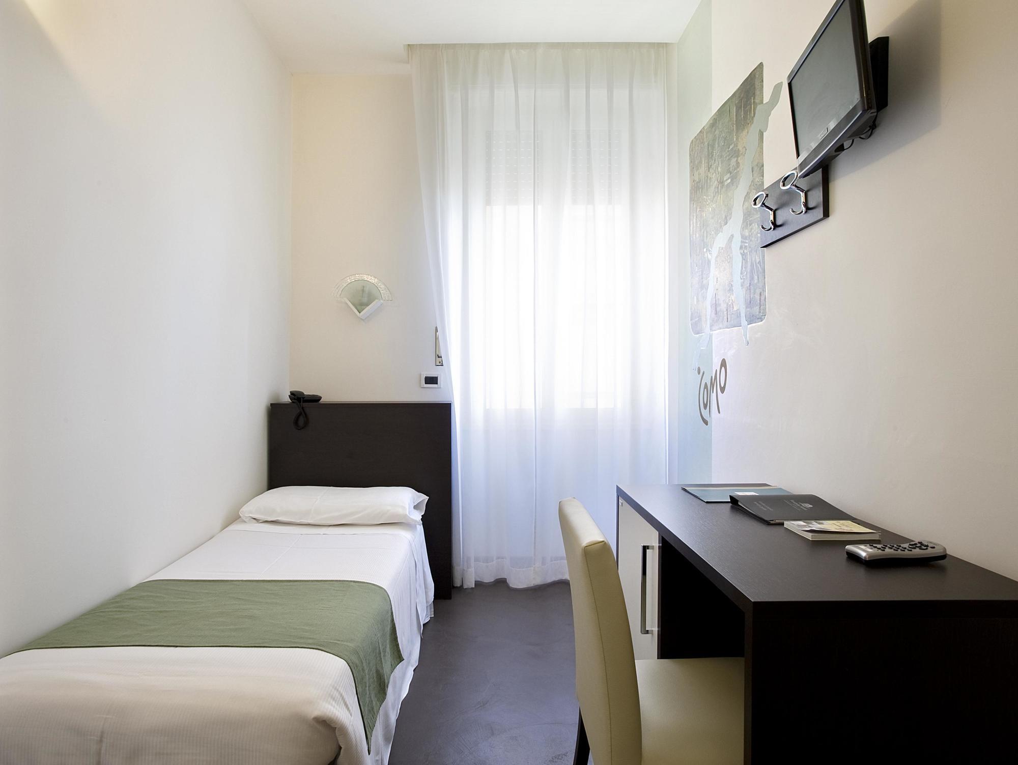 Hotel Bellavista ليدو دي أوستيا المظهر الخارجي الصورة