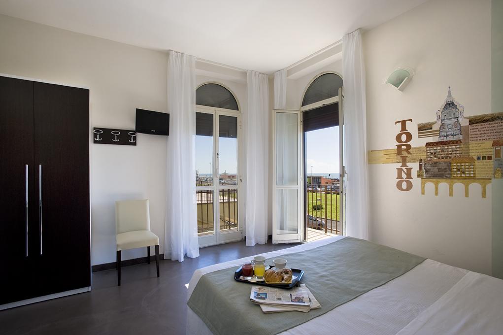 Hotel Bellavista ليدو دي أوستيا المظهر الخارجي الصورة
